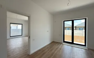 Casa 4 camere pe parter-Tunari | Teren 400 mp - Poză 11