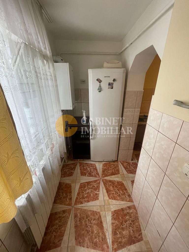 Apartament cu 2 camere decomandat bloc din 1982 zona Alexandru - Poză 5