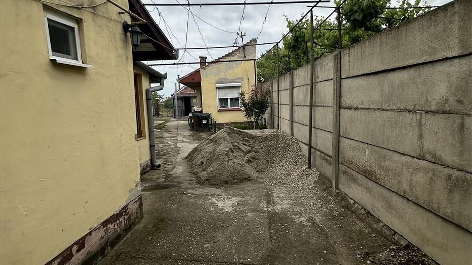 Casa cu teren de 2000mp Episcopia - Poză 7