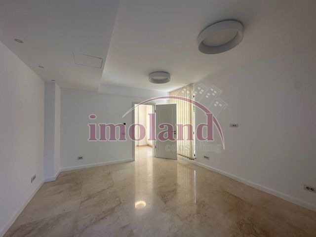 Imobil nou - inchiriere Office / Rezidenta - Primaverii - TVR - Poză 9