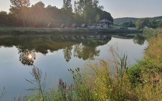 Casă 140 mp, 5800 mp teren, intravilan + Lac zona Vațman, Corunca - Poză 3