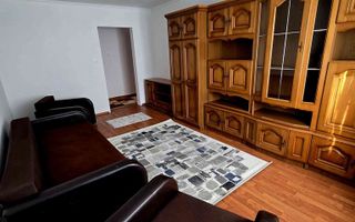 Vând apartament 3 camere - Poză 1