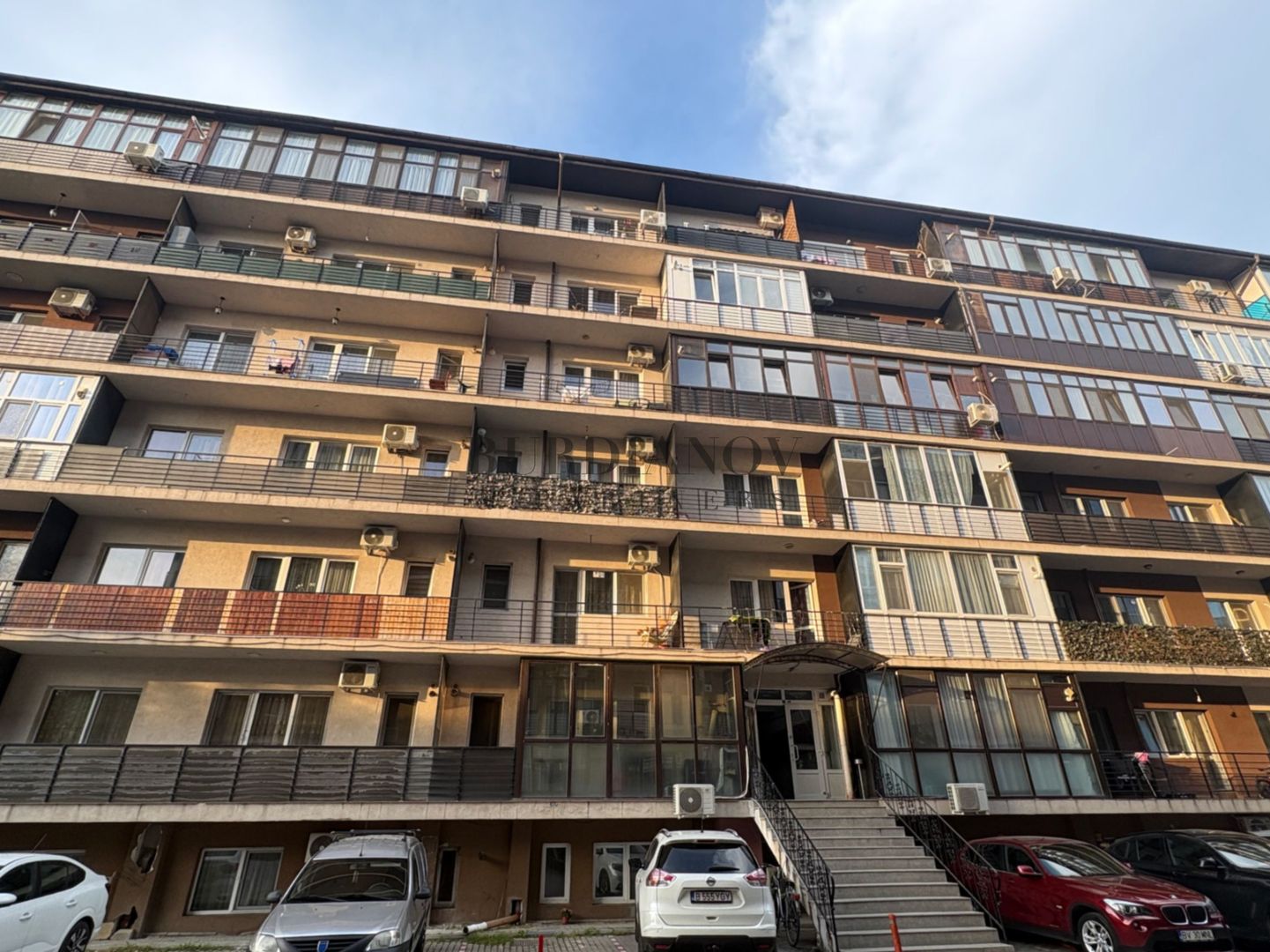 Garsonieră la mansardă - Dobroești - 34 mp utili - Centrală proprie - Poză 1
