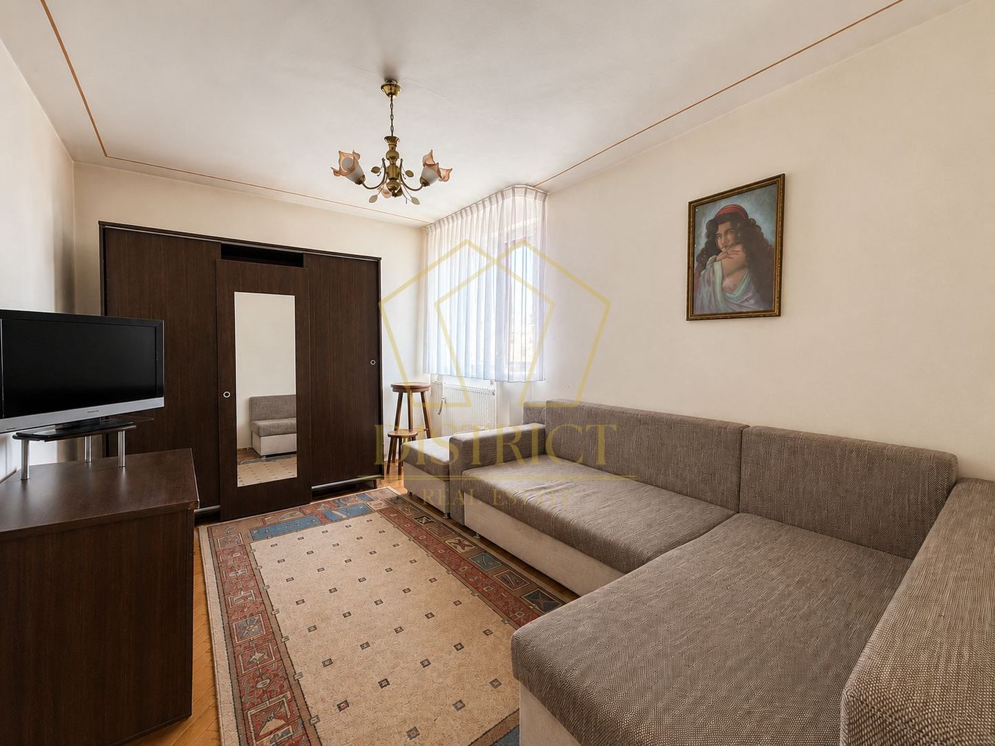 Apartament cu 2 camere și boxa | Dâmbovița - Poză 1