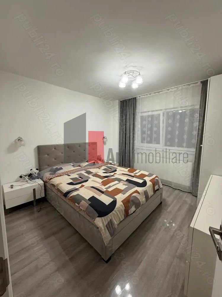 Apartament 3 camere Dristor, Piata Rm. Sarat, renovat - Poză 1