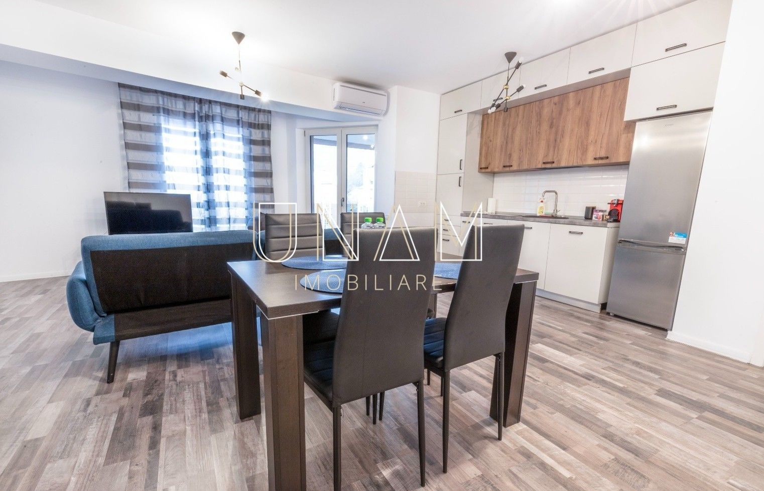 Apartament 2 camere de inchiriat | City Center Resita | 70 mp utili | etaj 5 | balcon generos | - Poză 2