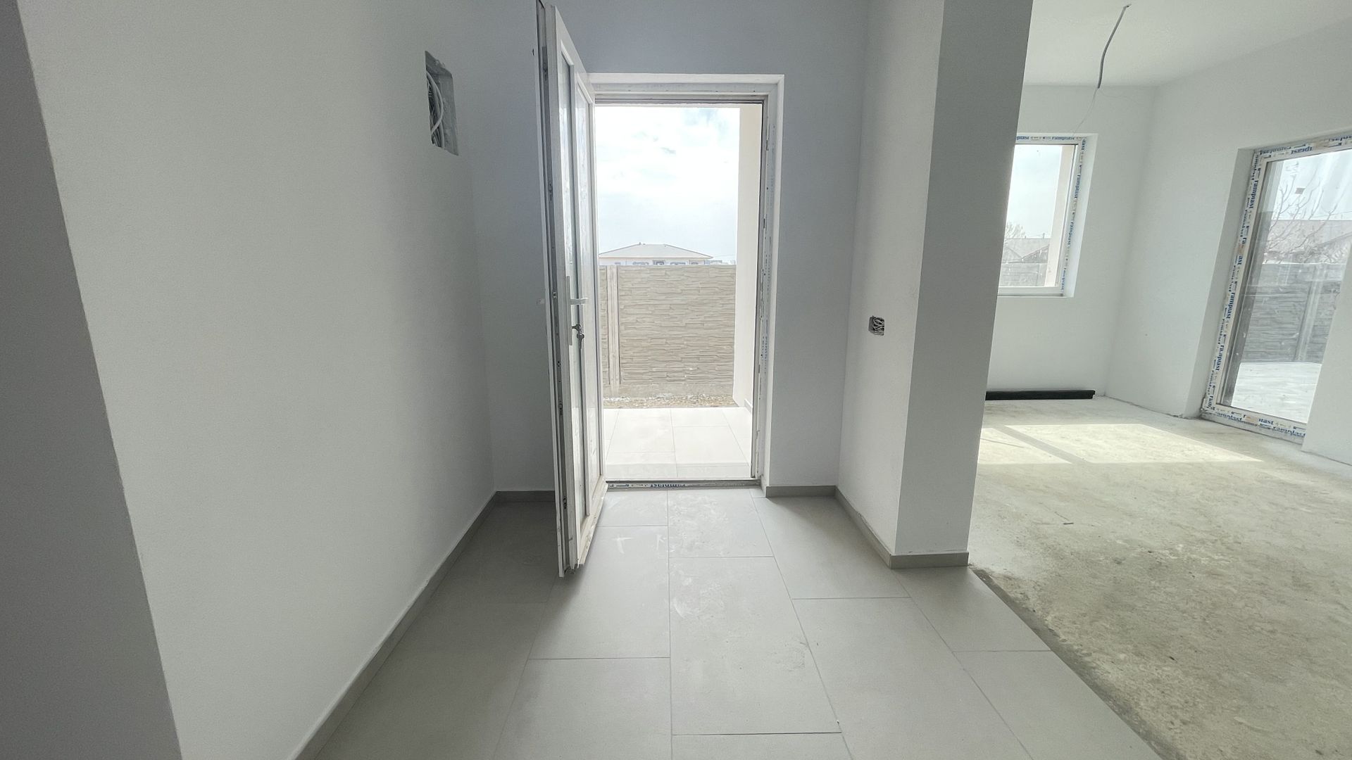 Duplex pe parter de vanzare in Bucovat - Poză 20