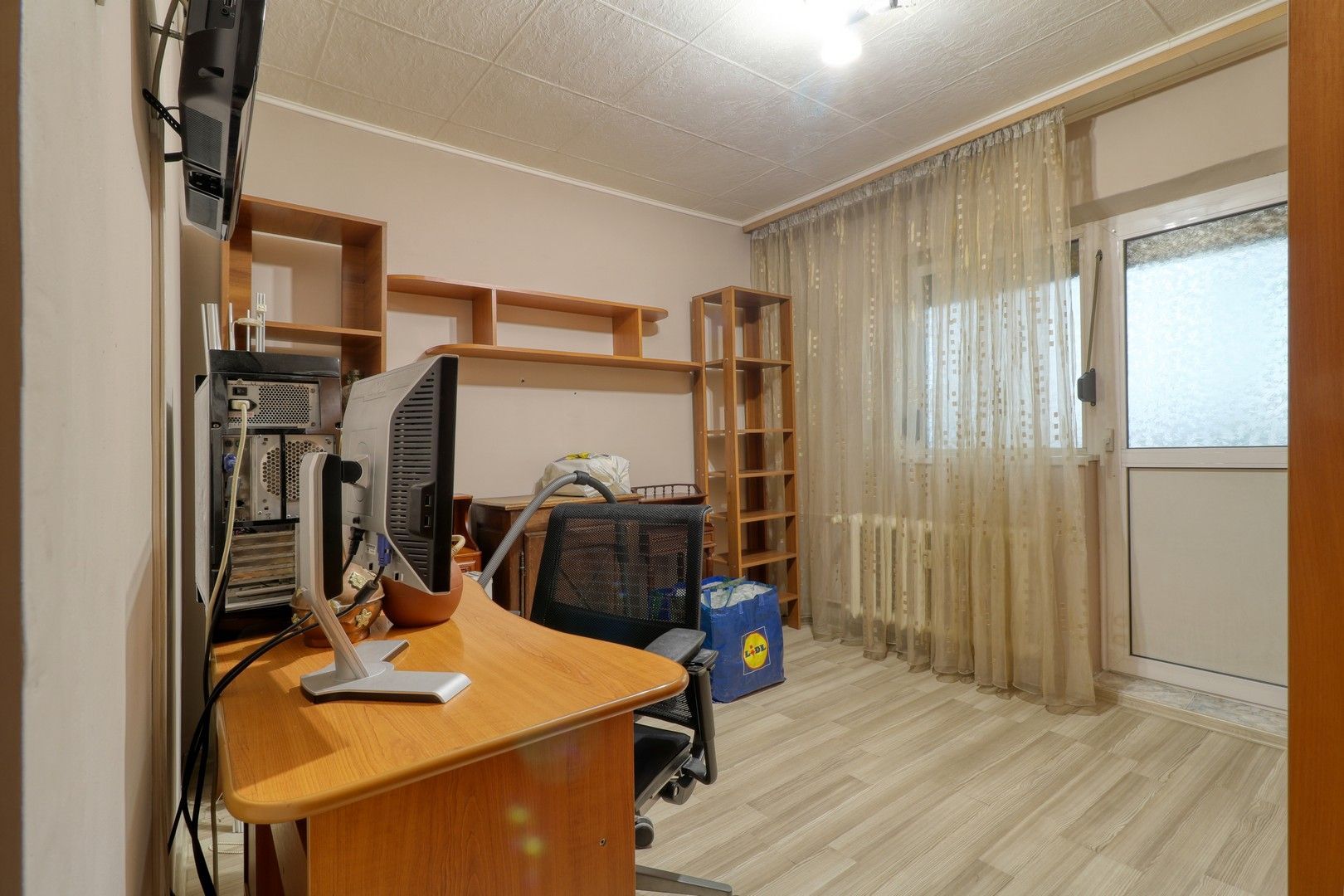 SUPER PRET-  Apartament 4 camere + boxa si parcare - Comision 0% - Poză 19