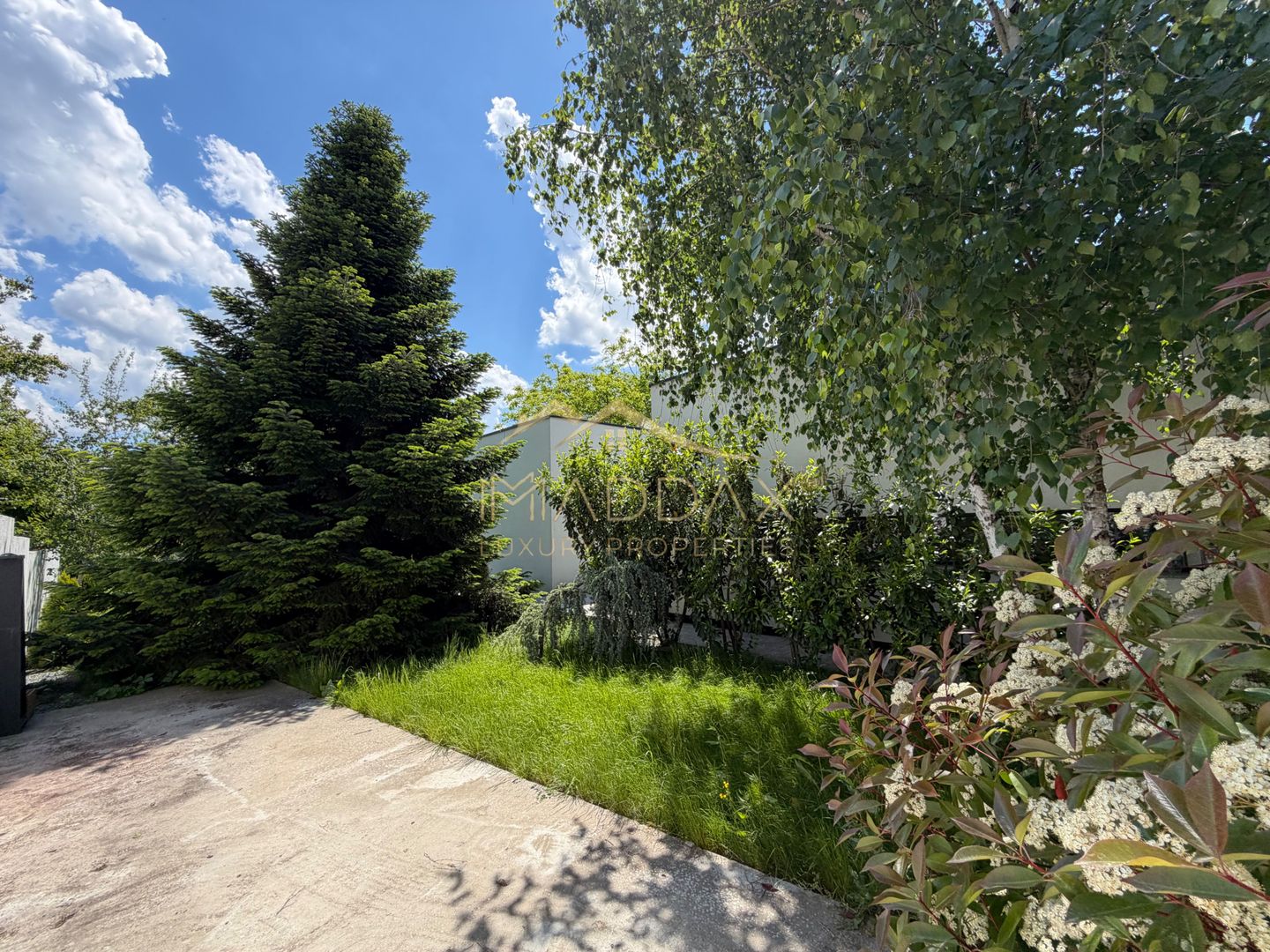 Vila cu 5 camere // * 565 mp gradina* // Tunari - Poză 116