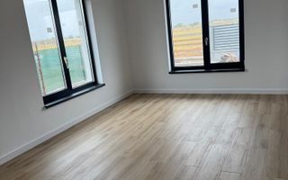 Casa modernă cu 4 camere și subsolb de vanzare - Poză 11