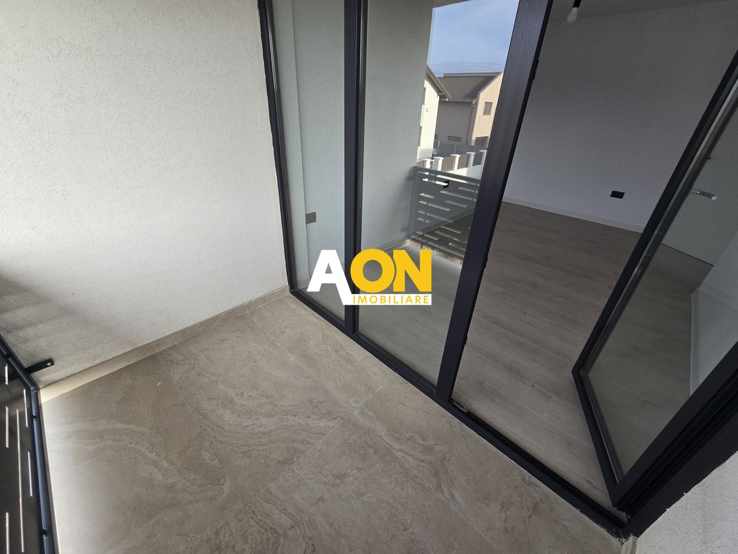 1/2 Duplex de Vânzare, 4 Camere, 350mp Teren, Zona Dealul Furcilor - Poză 8