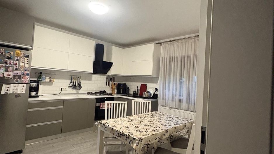 CASĂ INDIVIDUALĂ P+1 | 3 DORMITOARE | 500 MP TEREN | STR. RUBINULUI, BRAGADIRU - Poză 10