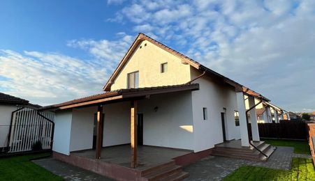 Casa individuala, 4 camere, 190mp, Zona Sâncraiu de Mureș