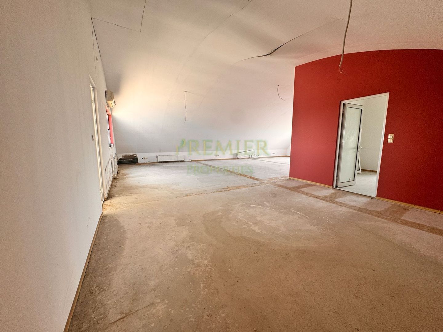 Cladire  producție, depozitare, birouri sau investiții în spații comerciale - Poză 2