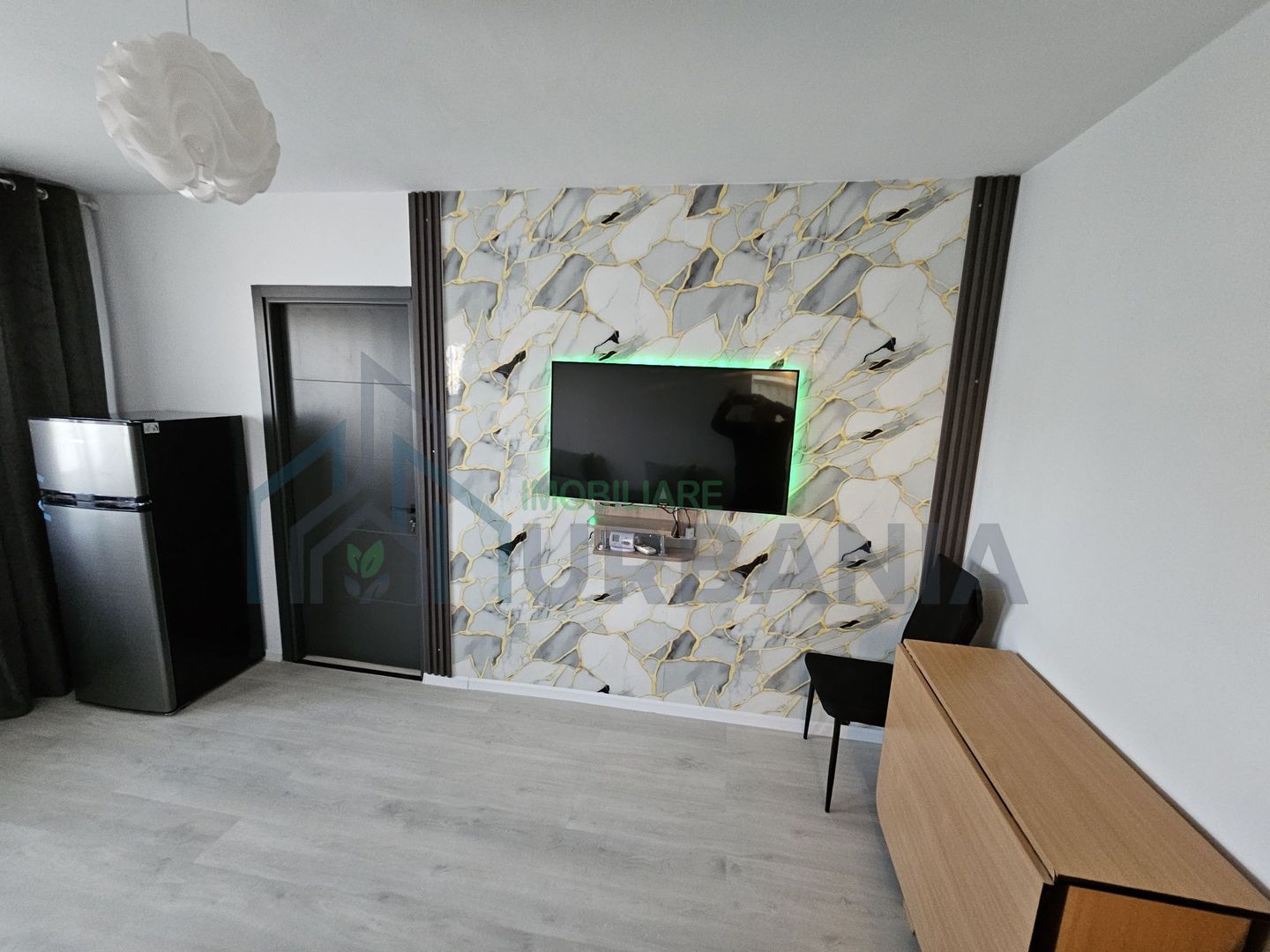 Apartament 2 Camere decomandate Podu Ros - Poză 1