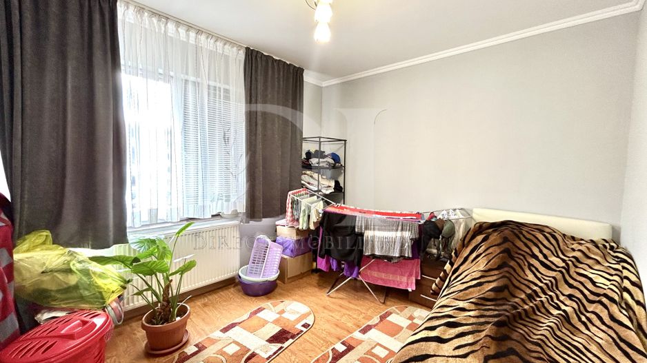 Apartament  3 camere de vanzare / Zona  Florilor / Floresti - Poză 5