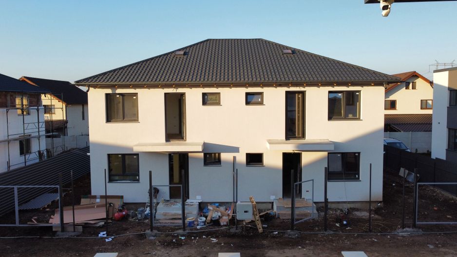 Duplex de Vânzare – Cartier Izvor - Poză 1