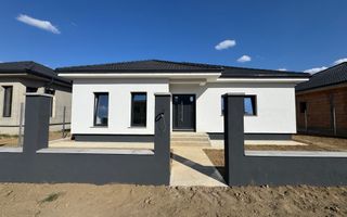 Casa semifinisata | 112 mp utili - 420 mp teren | Zona Calea Odoreului - Poză 1