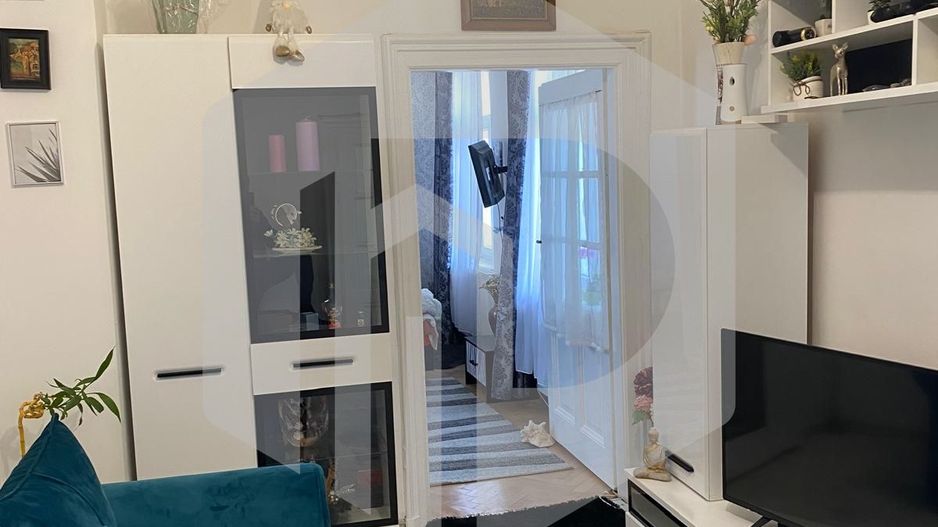 Apartament de vanzare -  Zona centrala - 2 Camere - Ideal investitie - Poză 1