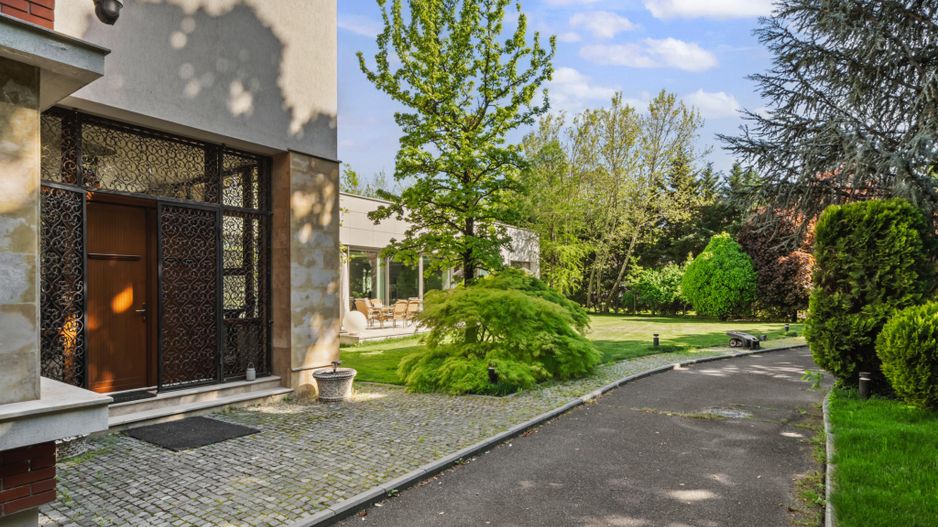 Vilă contemporană premium | 1000 mp | teren 4000 mp | piscină | 8 locuri parcare - Poză 24