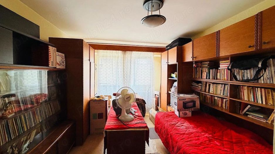 Apartament 2 camere, decomandat, etaj 3/10 Mazepa - Poză 5