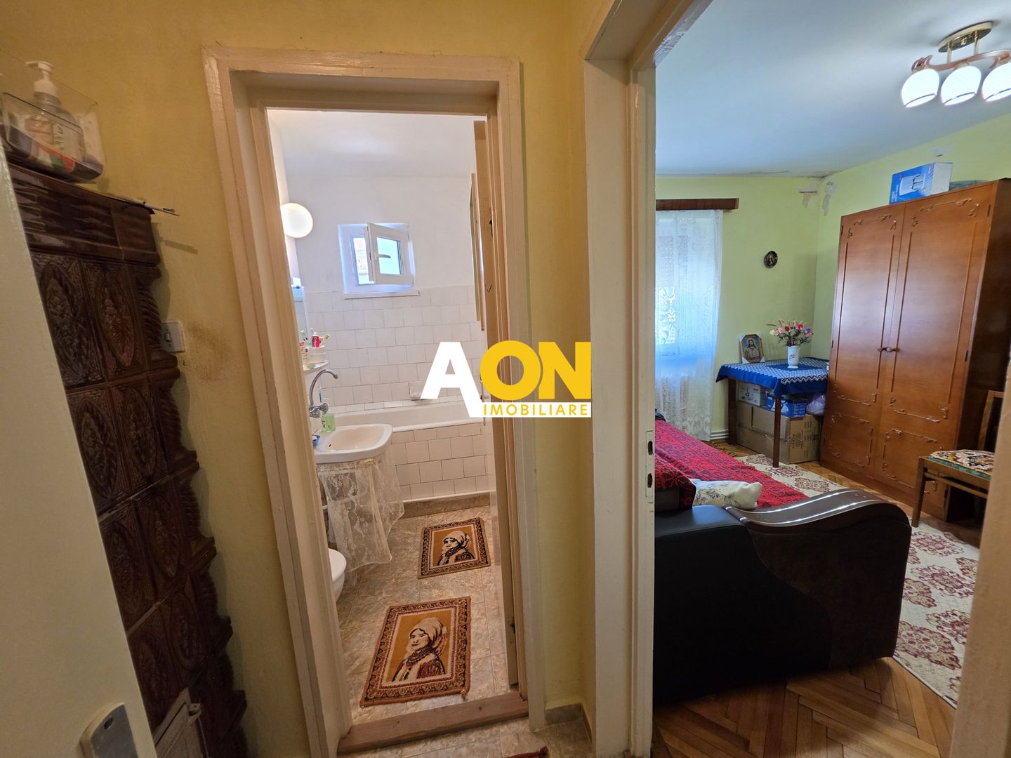 Apartament 2 camere, semidecomandat, zona Closca - Poză 3