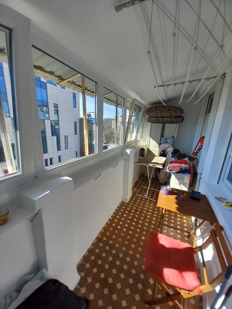 Apartament Calea Victoriei nr 208, risc 1, vedere stradala. - Poză 15