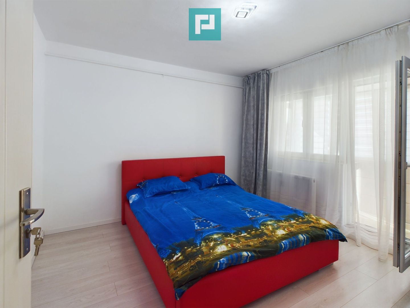 Apartament cu 3 camere zona 300 Micălaca - Poză 4