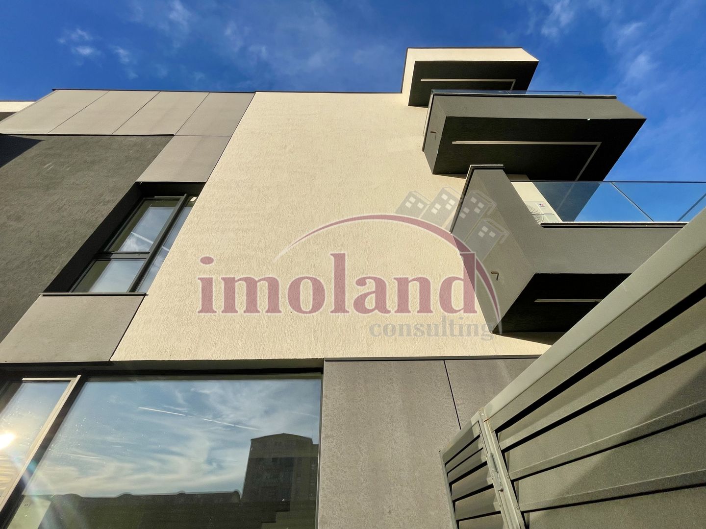 Vanzare Vila 250 mp 6 camere 4 bai, finisaje premium | Iancu Nicolae - Poză 30