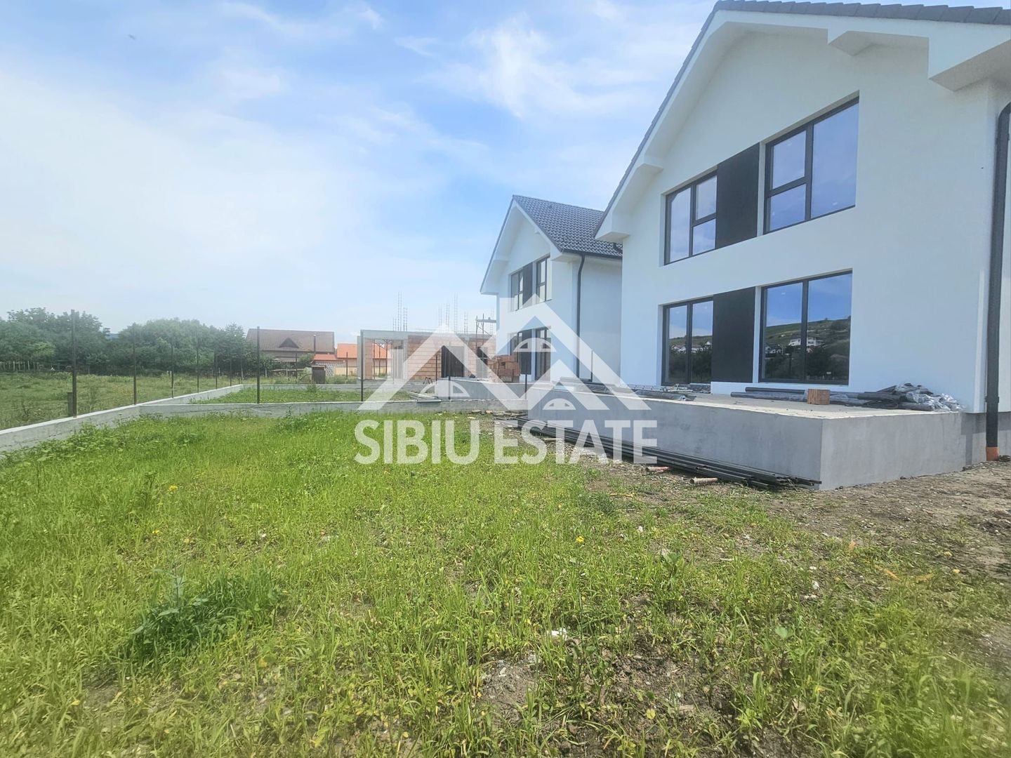 Casa noua 4 camere, 3 bai - Poză 5