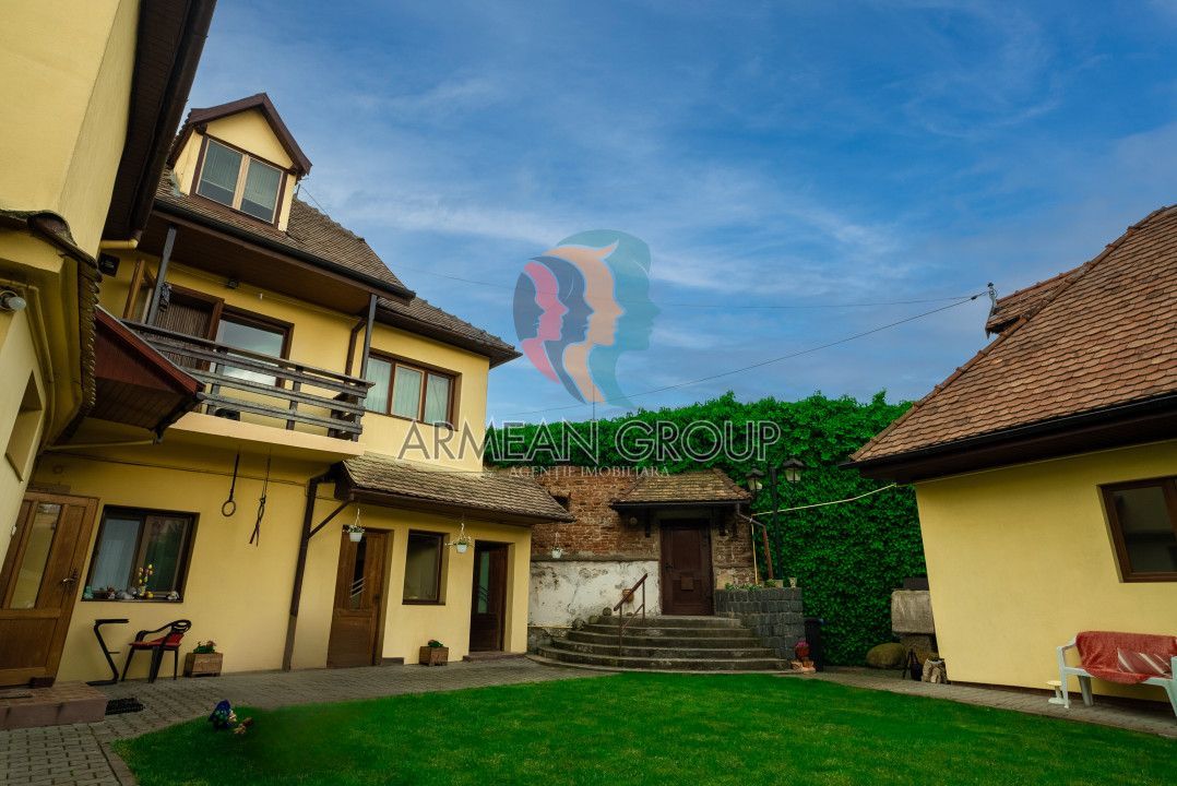 Casă în Centrul vechi Mediaș - Poză 3