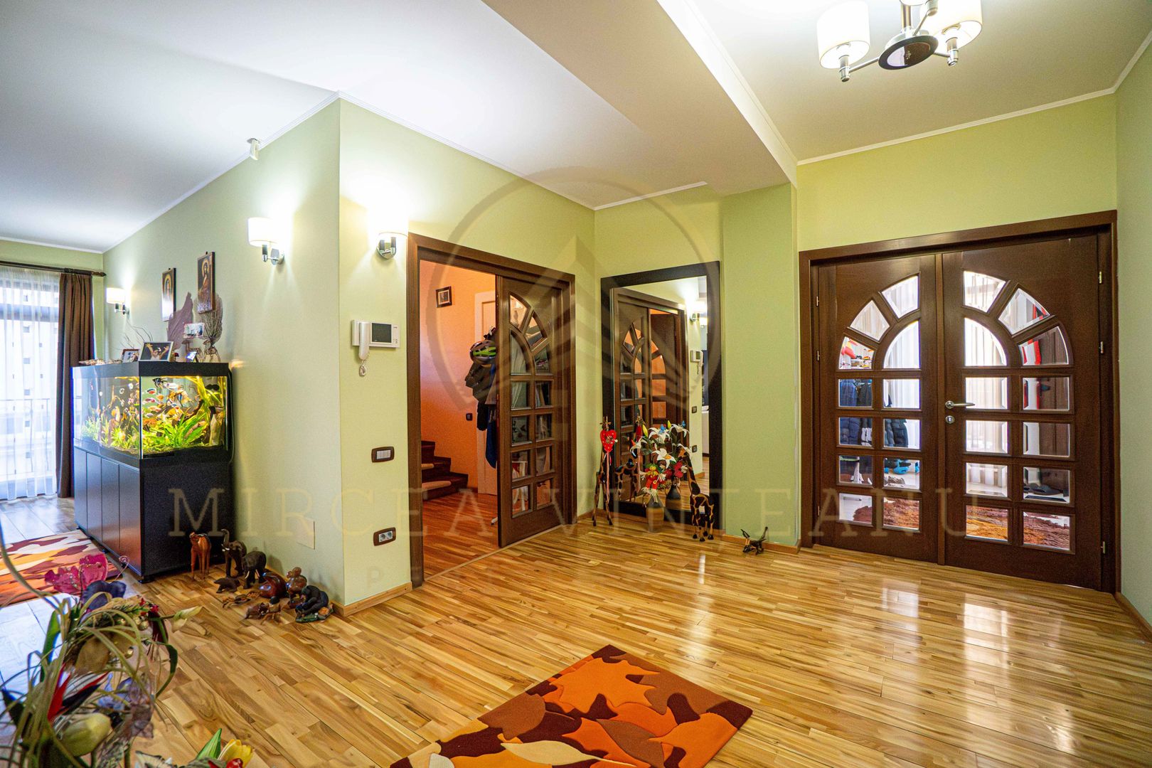 DACIA - Vila D+P+1E+M, teren 780 mp, deschidere 24 ml. - Poză 10