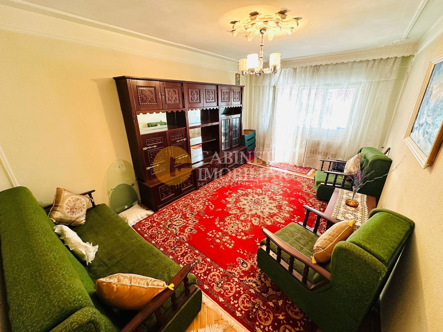 3 Camere DECOMANDAT - ETAJ 1 - Zona Mircea Cel Batran - Poză 1