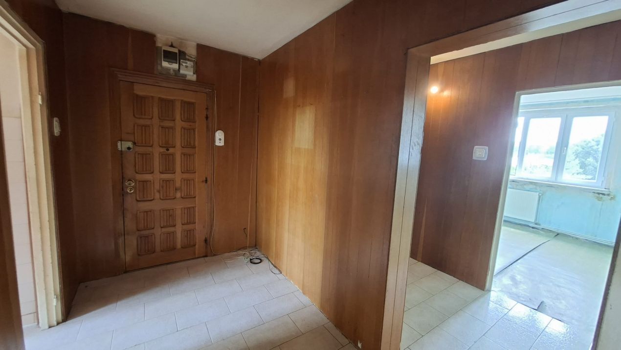 Apartament 4 camere Nord ,Etaj 3 la Poarta Scolii nr 14 - Poză 4