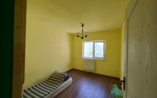 Apartament 3 camere -  decomandat - Zona Lipovei - Poză 2