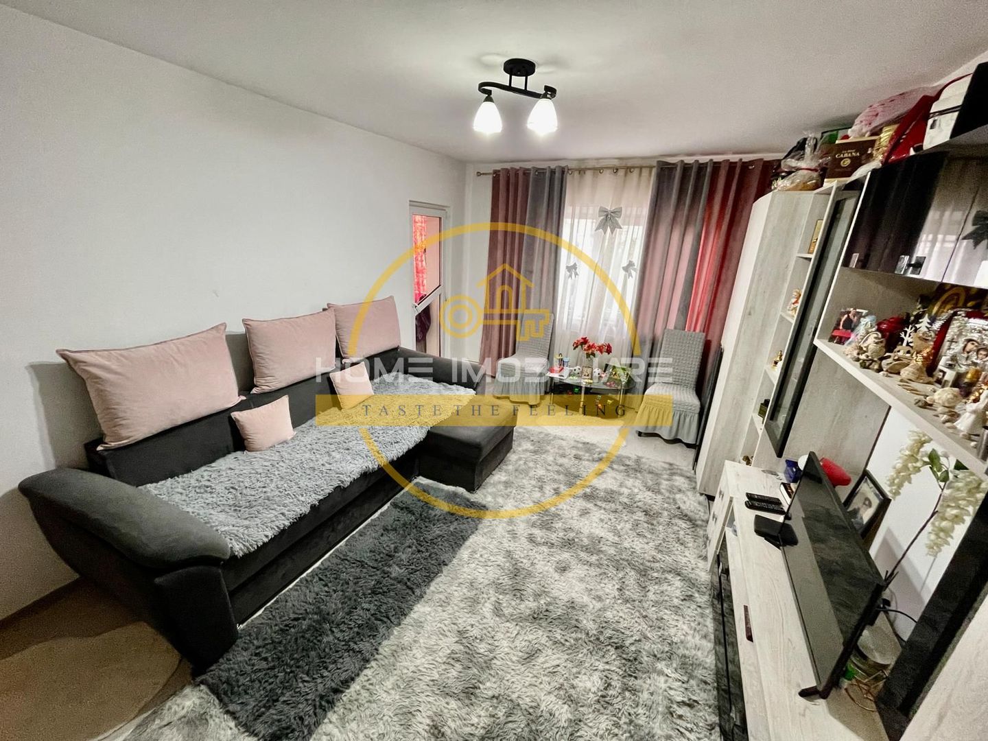 Apartament 2 Camere Decomandat Nicolina 53 Mp Bloc 1988 - Poză 1