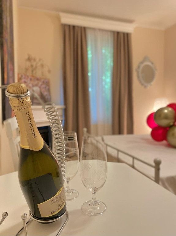 Apt 2 camere Floreasca vis-a-vis de One Eliade - Poză 5