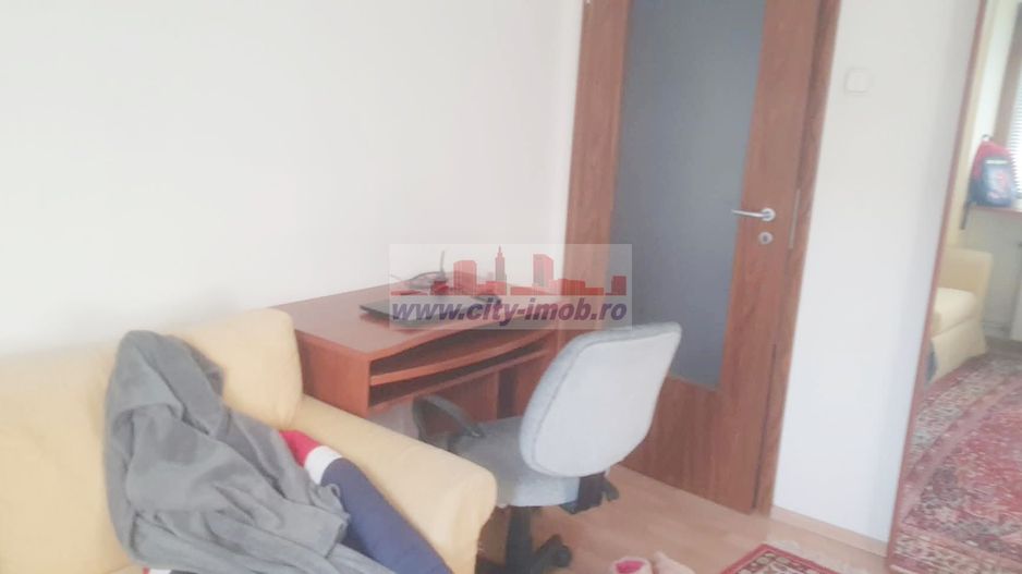 Vanzare Apartament 3 camere Curtea de Arges, Judetul ARGES - Poză 26