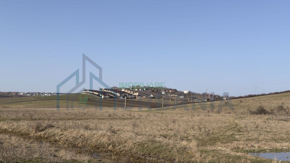 Miroslava lot teren 640 mp - cartier rezidential - Poză 1