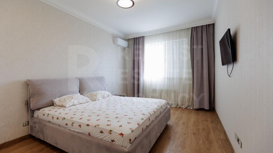 Chirie, apartament, 4 camere, str. Bucureşti, Centru - Poză 5