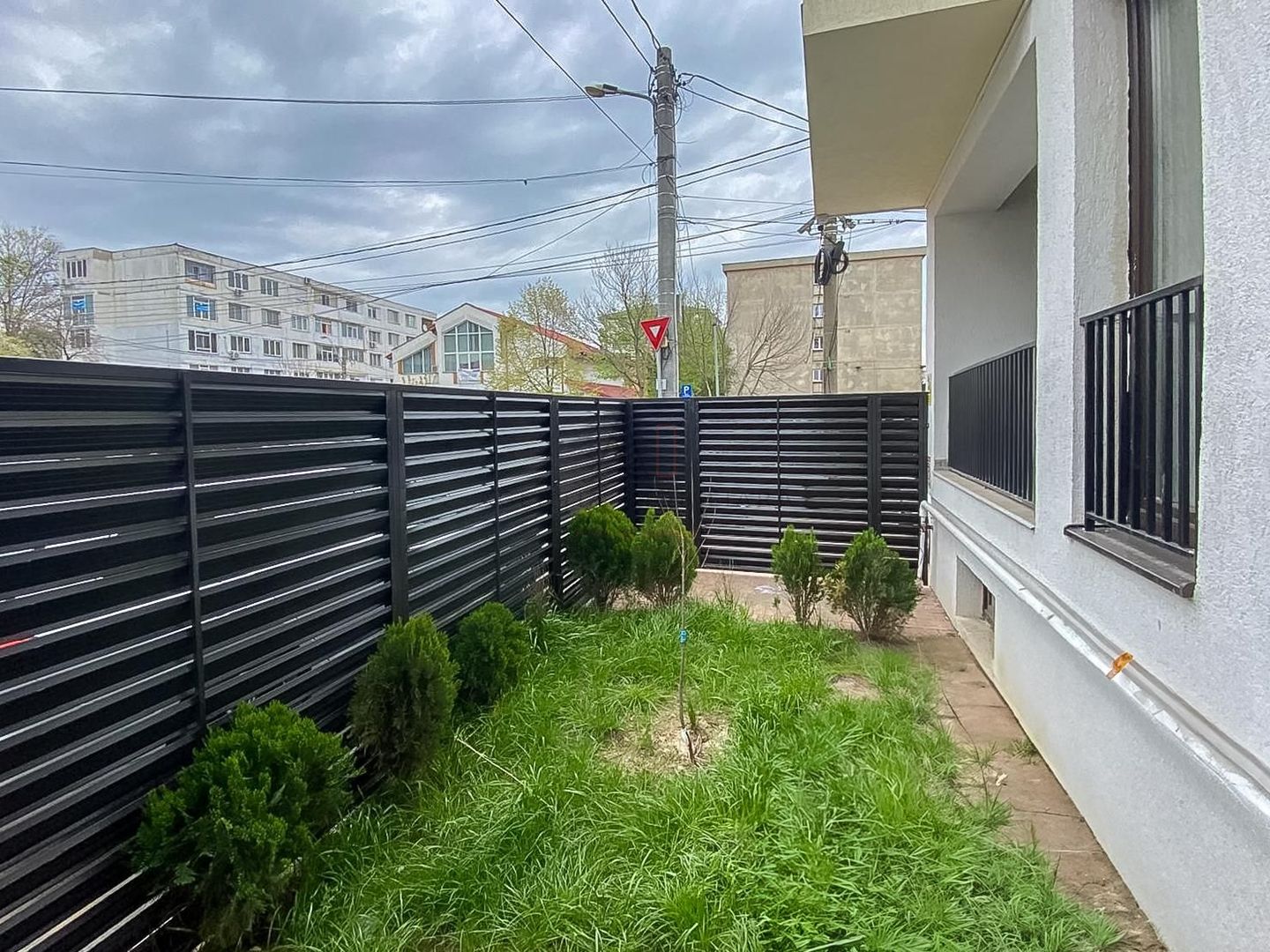 2 Camere cu curte | Parcare | 5 min Metrou Pacii - Poză 2