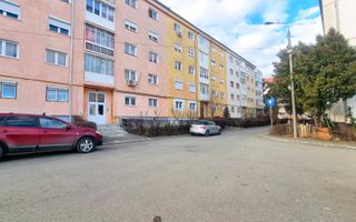 Apartament 3 camere decomandate | 69 mp utili | zona Siretului - Poză 3