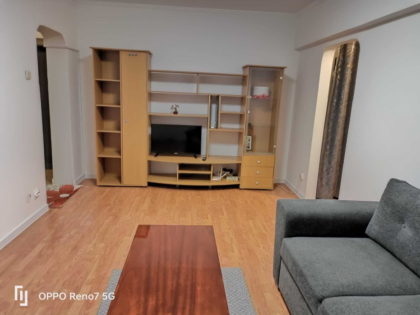 DE inchiriat apartament cu 2 camere , Piata Sudului sector4 - Poză 1
