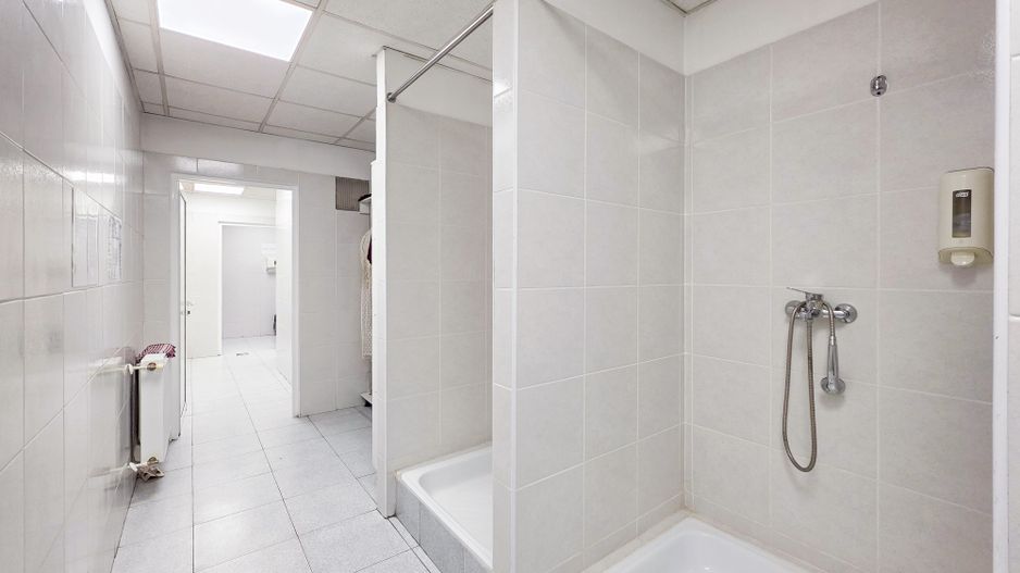 Spațiu industrial–afacere catering la cheie, teren&hală 750 mp S+P+1E - Poză 30