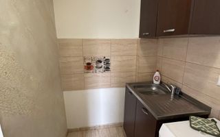Apartament cu o cameră de închiriat, Tătărași, lângă stația de transport în comun Flux - Poză 7