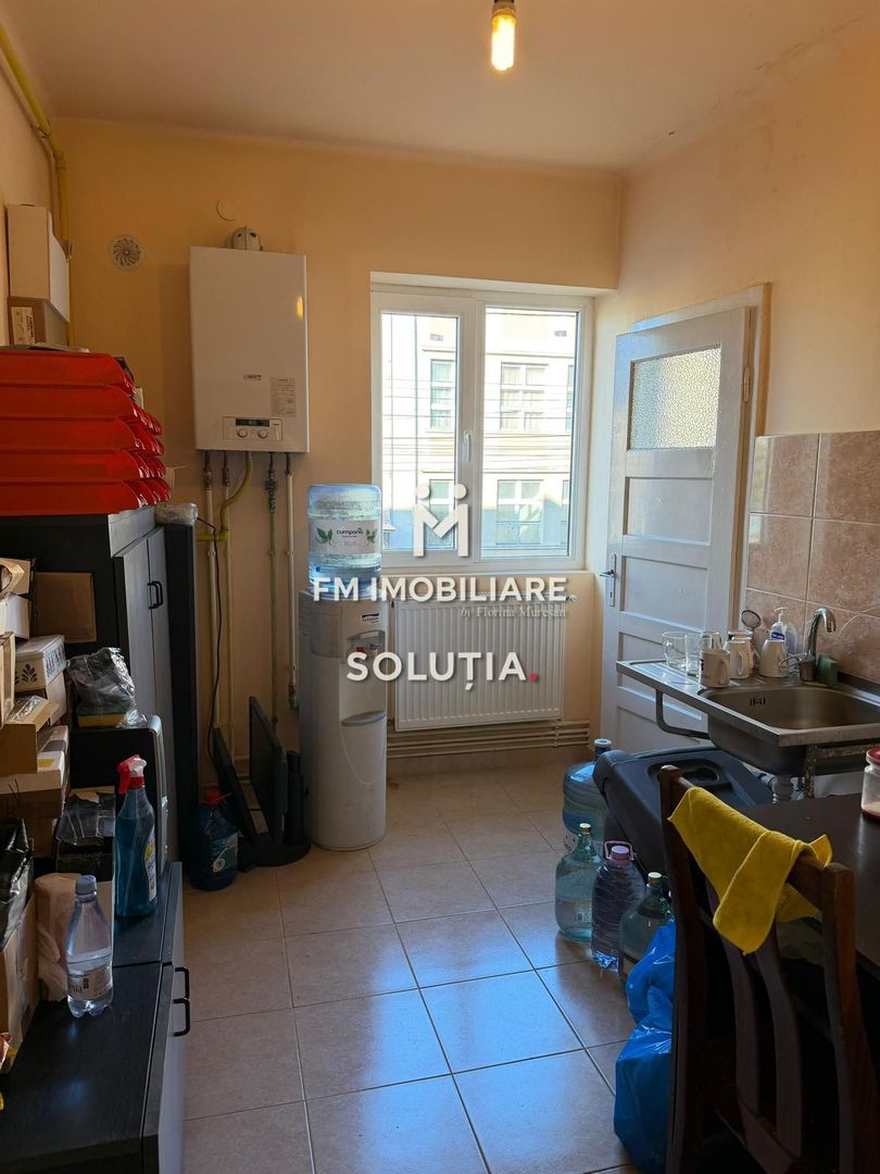 Apartament 2 camere Piata Revolutiei -decomandat, etajul 1 - Poză 6