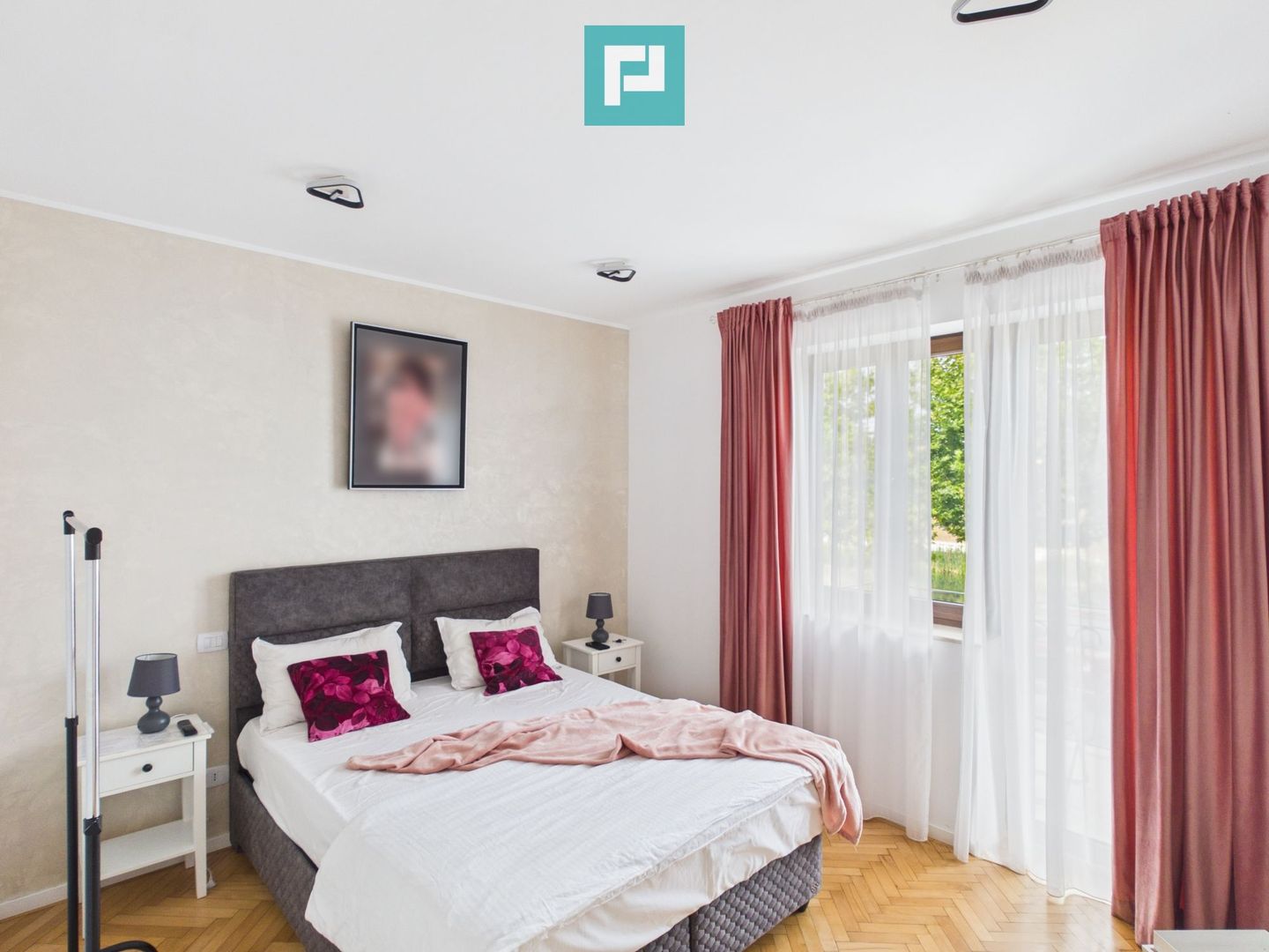 Apartament 2 Camere în Centrul Oradiei - Poză 2