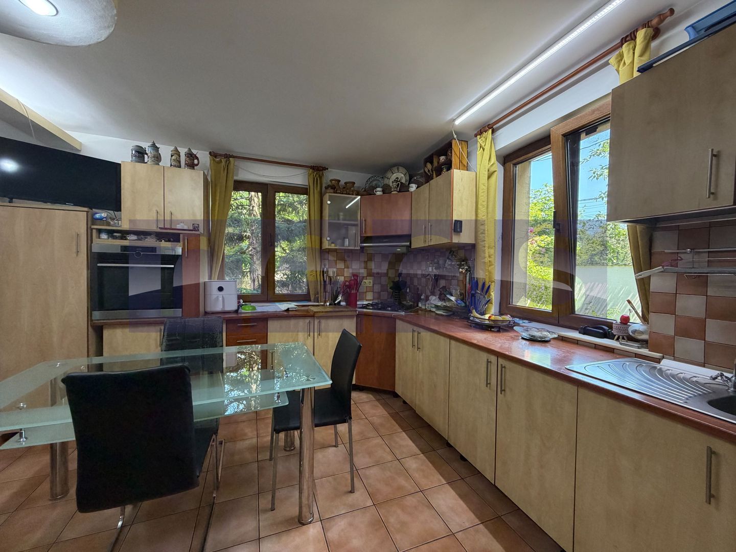 VANZARE VILA 280 MP UTILI | TEREN 900 MP | 5 CAMERE | VOLUNTARI - Poză 8