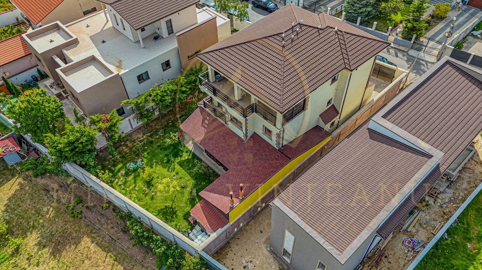 Palazu Mare / Elvila  - Vila deosebită compusă din S+P+2E, mobilata și utilata - Poză 81