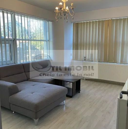 Apartament 2 camere Podul de Fier--580euro - Poză 1
